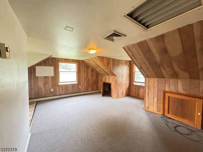 Building Photo - 615 County Rd 627