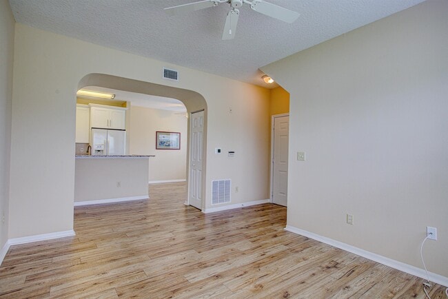 Building Photo - 20102 Harbour Vista Cir
