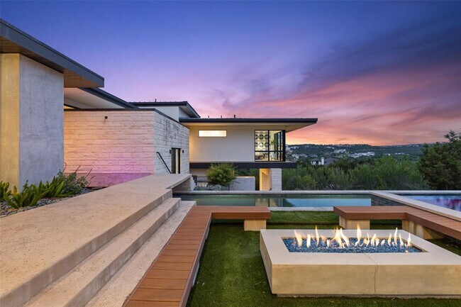Building Photo - 4202 Serene Hills Dr