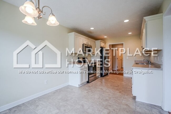Building Photo - 510 Tyner Ave