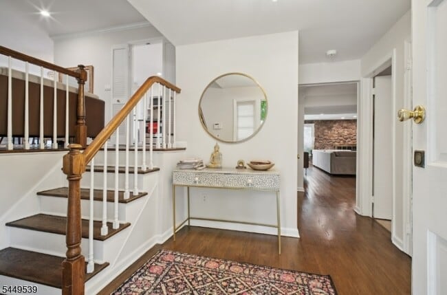 Building Photo - 5 Trombley Dr
