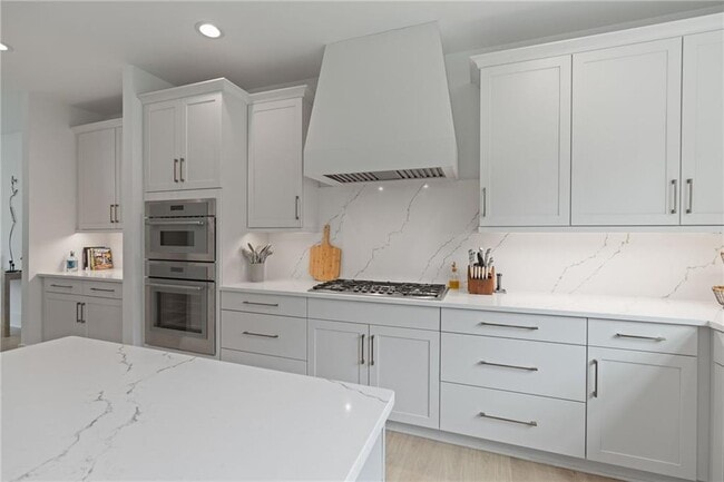 Building Photo - 2071 Fairhaven Cir NE
