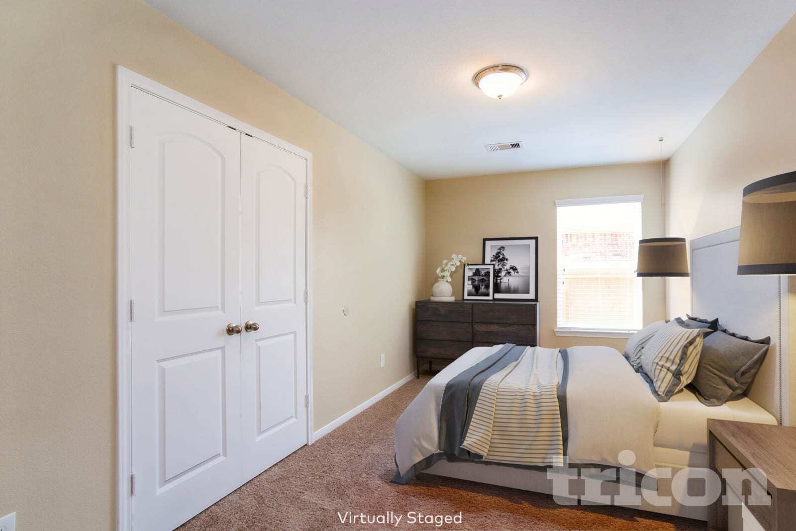 Building Photo - 424 Palomino Stand Dr