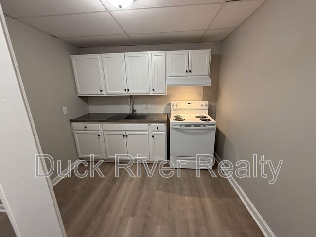 Building Photo - 1409 Highland Ave