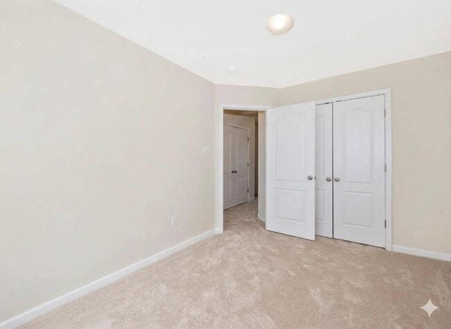 Building Photo - 1104 Frontline Dr