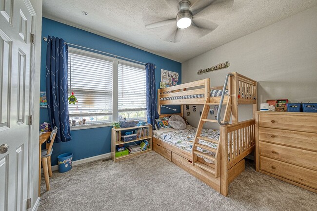 Building Photo - Accommodates up to 7 adults and 4 kids