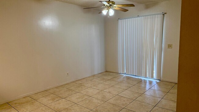 Building Photo - 125 Skaggs St