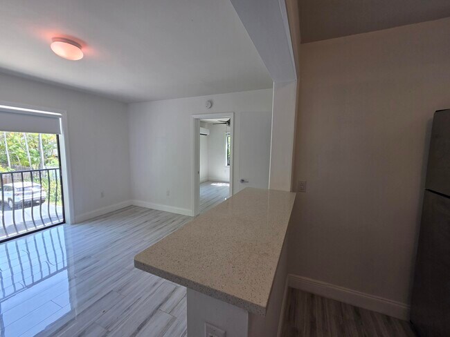 Building Photo - 1605 E Broward Blvd