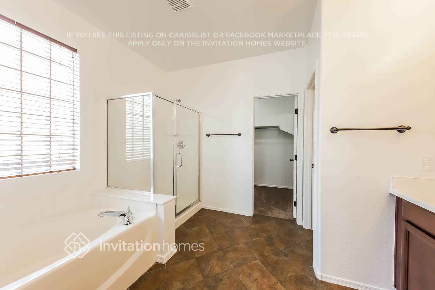 Building Photo - 15032 W Desert Mirage Dr