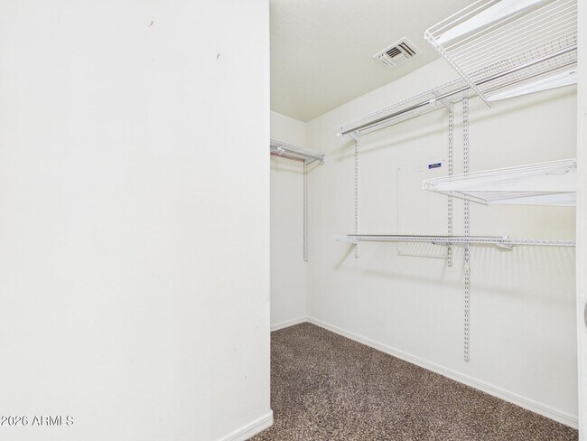 Building Photo - 2130 W Hunter Ct