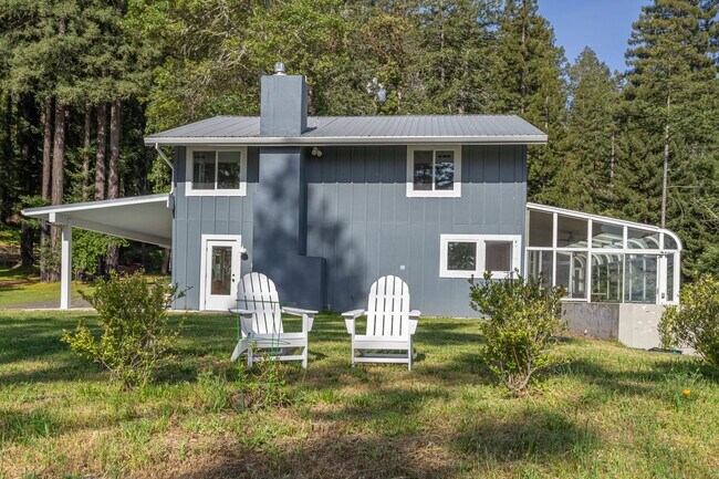 Building Photo - Fully Furnished Mount Veeder Sanctuary Home