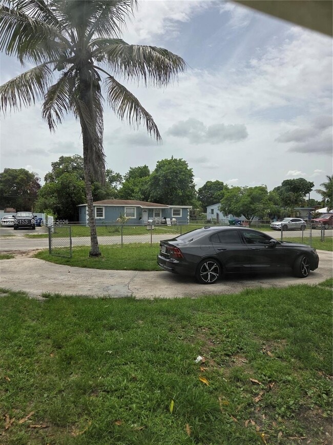 Building Photo - 12235 NW 17th Ct