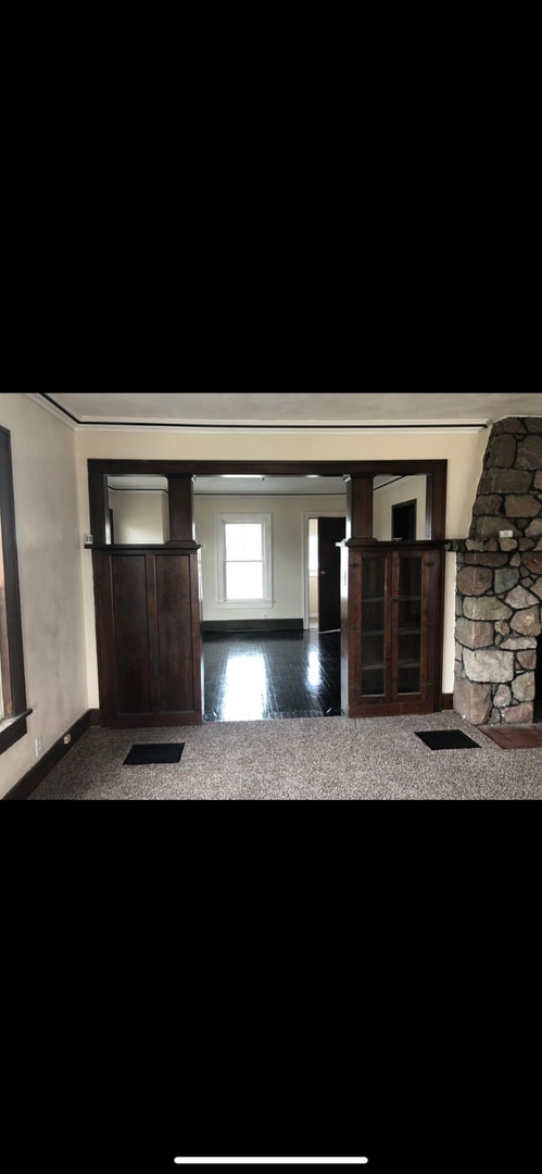 Building Photo - Check out this 3bdr, 2.5 bath home for rent