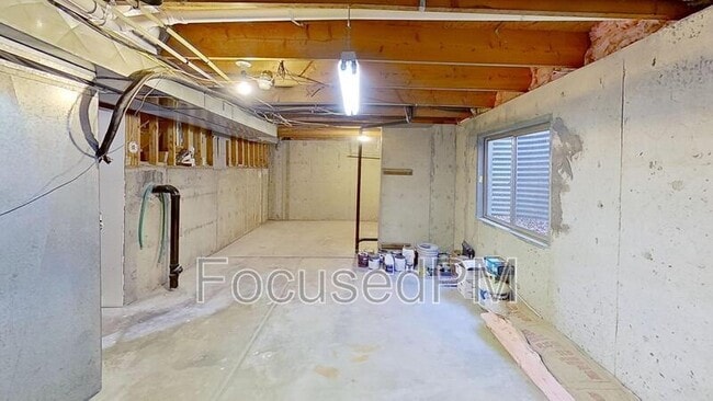 Building Photo - 11409 Jay St