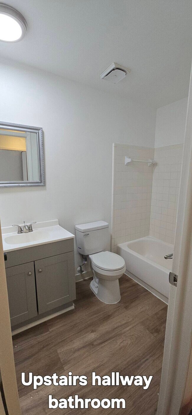 Building Photo - 31767 Ivy Ln