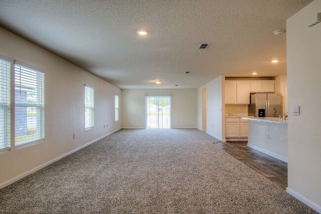 Building Photo - For Rent