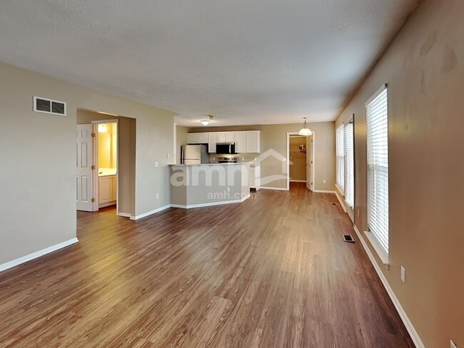 Building Photo - 911 Balsam Wood Ln