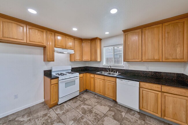 Building Photo - 2590 Cheryl Way