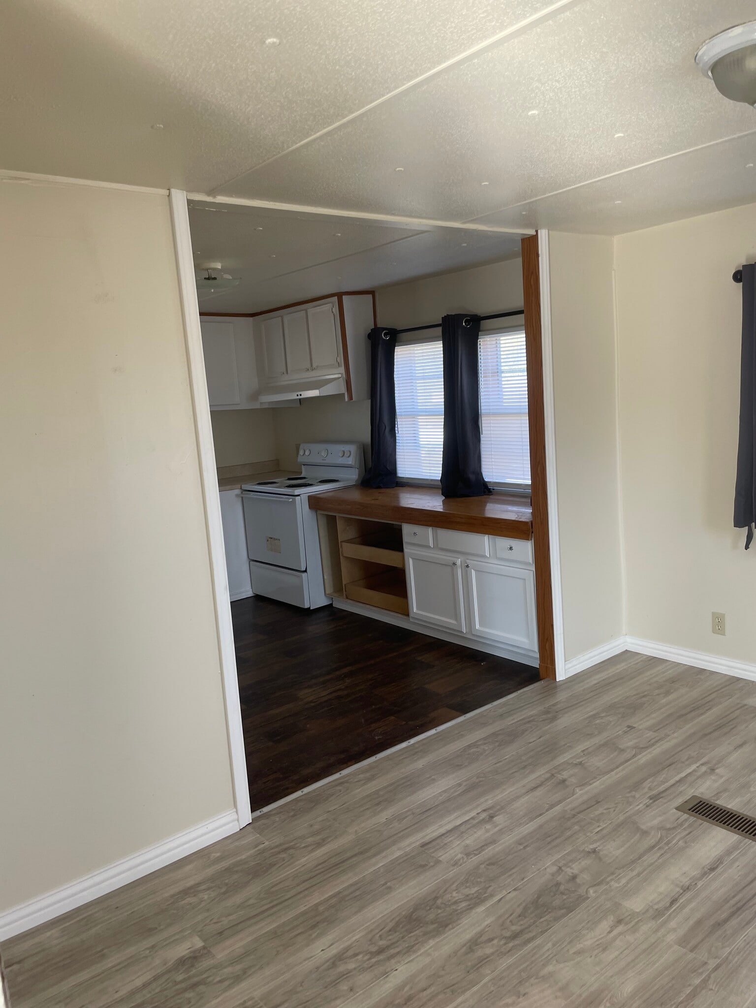 Building Photo - 7317 Walden Dr