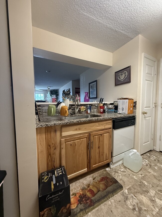 Building Photo - 1231 Ladys Island Dr