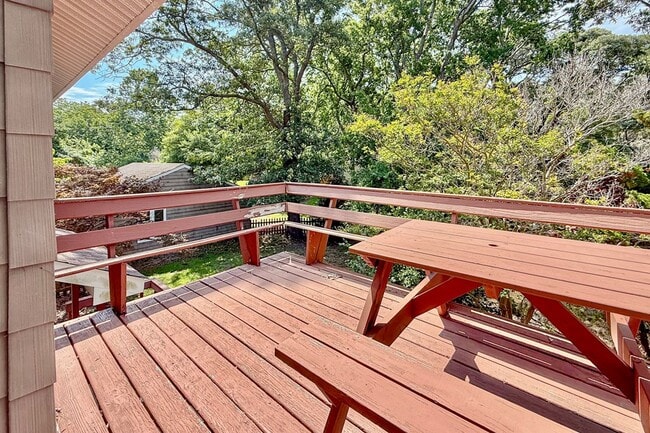 Building Photo - 12182 Heron Dr