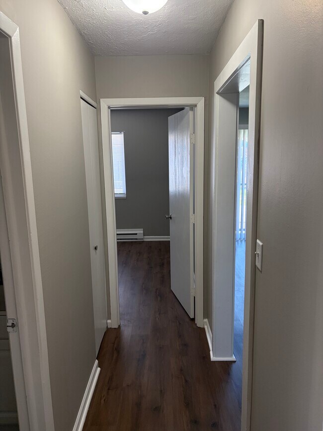 Building Photo - 1516 Avery St