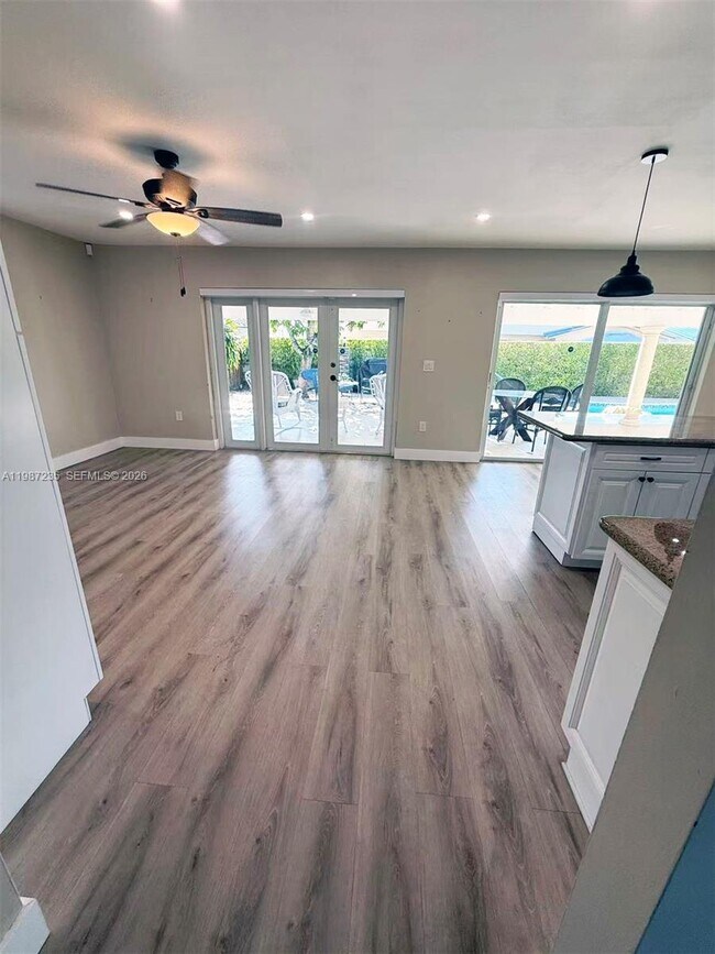 Building Photo - 1804 SW 104th Ct