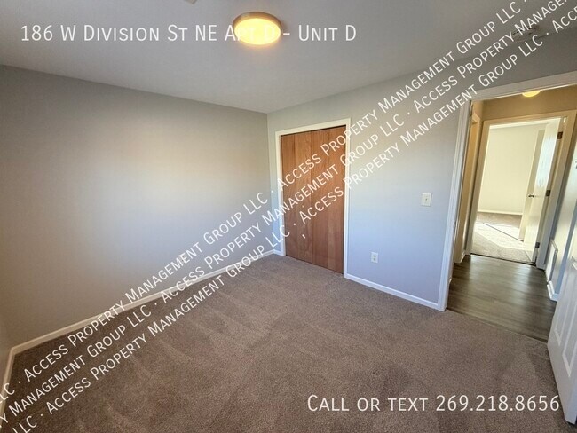 Building Photo - 186 W Division St NE