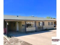 Building Photo - Cozy 3 bedroom home in Scottsdale with pri...