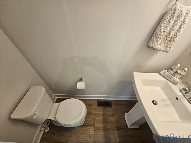 Building Photo - 2109 Old Manchester St