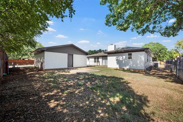 Building Photo - 6250 Shirley Dr