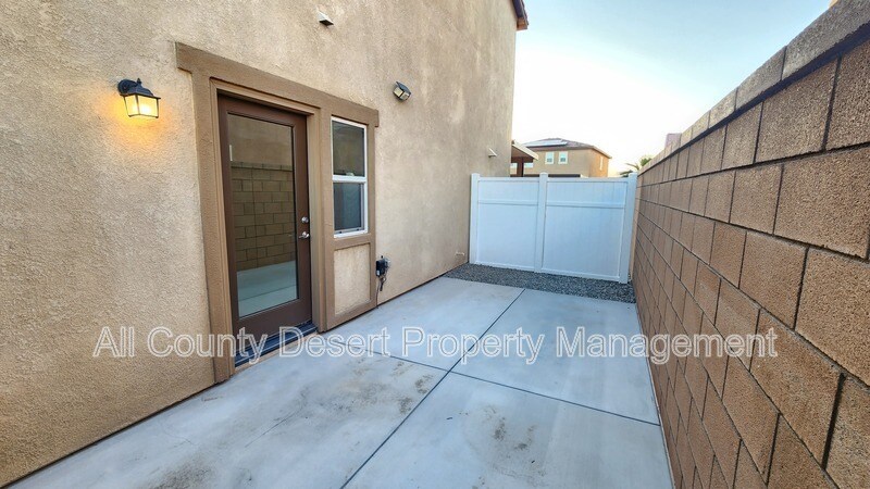 Building Photo - 44801 Beringer Dr