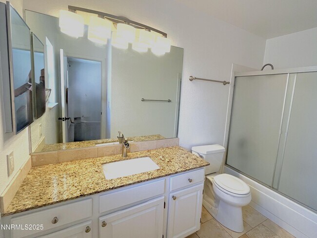 Building Photo - 2875 Idlewild Dr