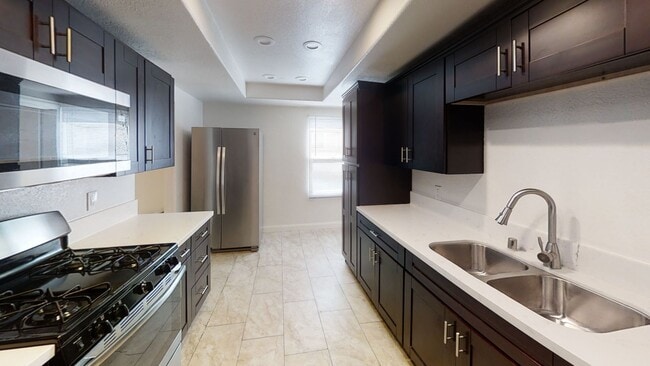 Building Photo - 6BD/3BA, Renovated Backyard!