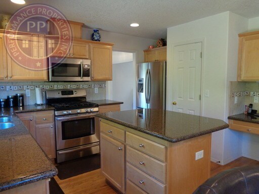 Building Photo - Close To Intel & Nike - A/C,  New Appliances - New LVT  & Carpet -Pet Friendly