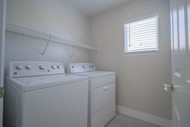 Building Photo - Wonderfully fully renovated, 2-story property