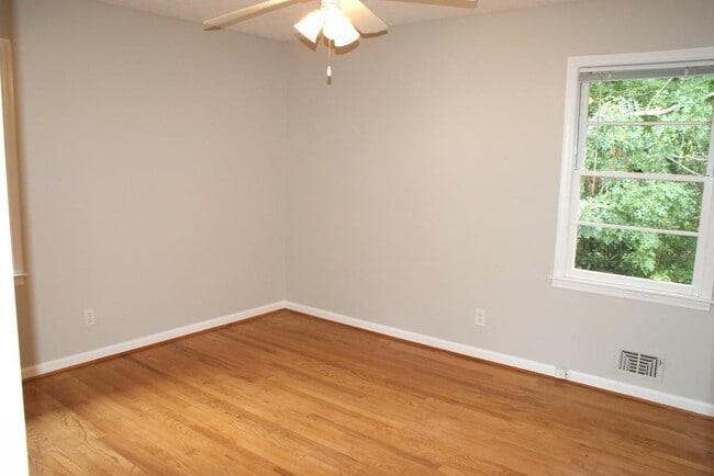 Building Photo - 6725 Ridge Moore Dr NW