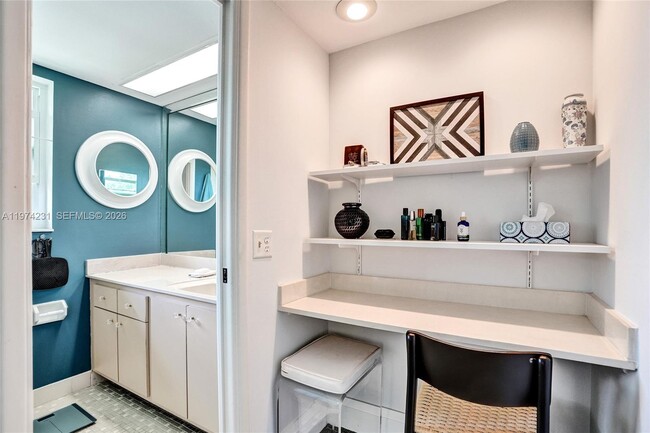 Building Photo - 805 Cypress Blvd