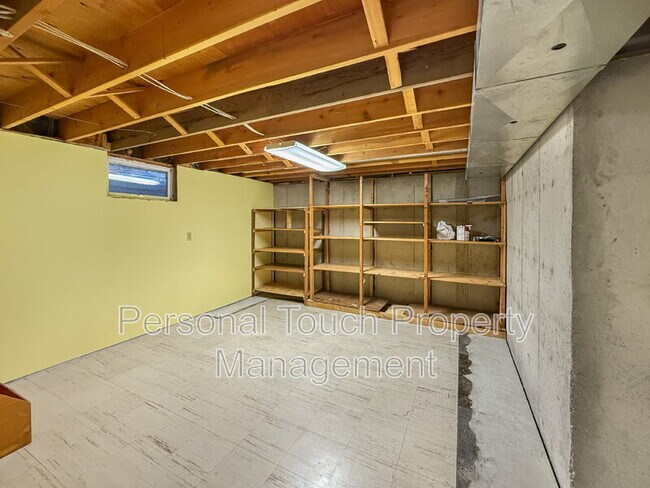 Building Photo - 3231 1st St N