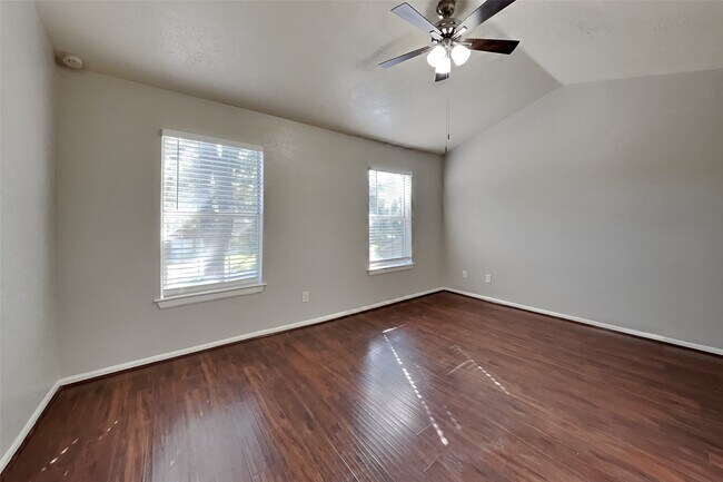 Building Photo - 7619 Almond Springs Dr