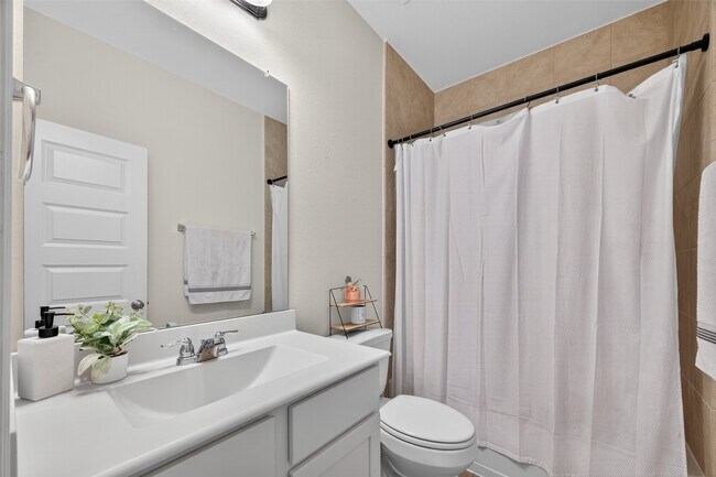 Building Photo - 6331 Feverfew Trail