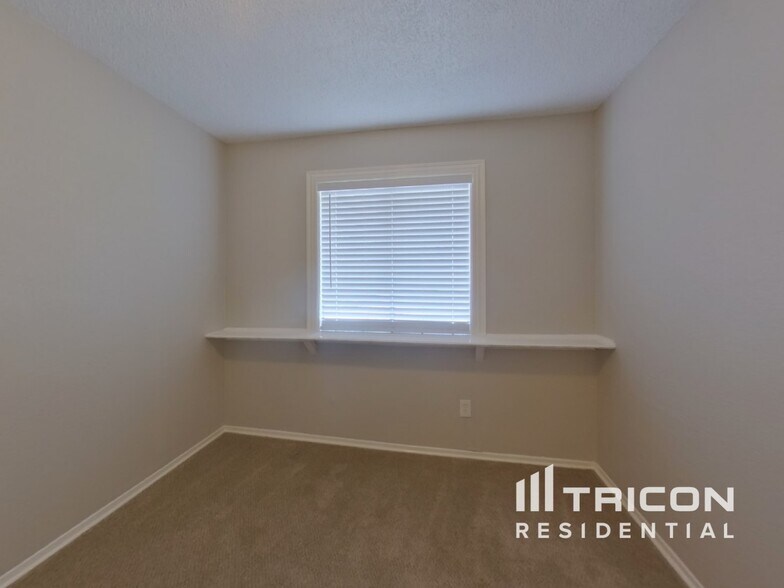 Building Photo - 3107 Lucida Ln