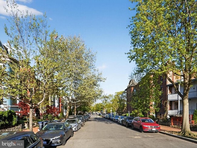 Building Photo - 147 Rhode Island Ave NW