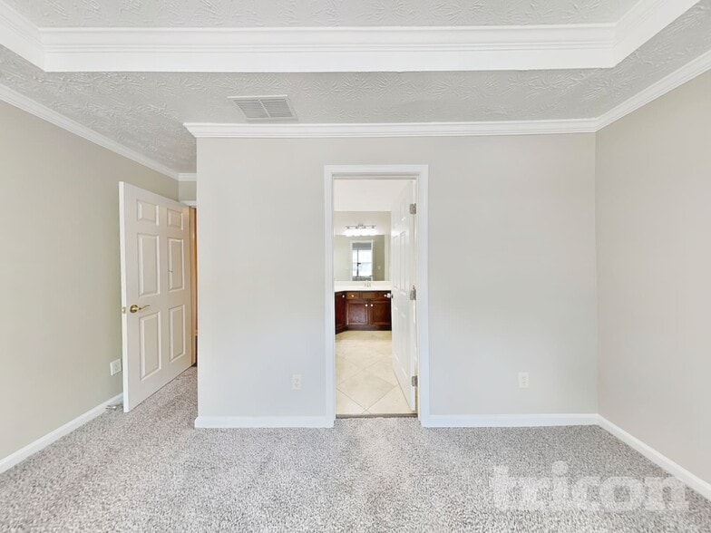 Building Photo - 5378 Fawn Ivey Ln