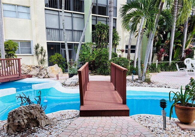 Building Photo - 5300 NE 24th Terrace