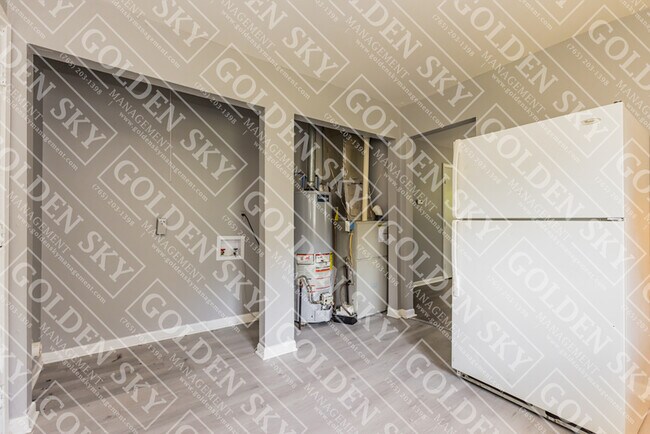 Building Photo - 1603 E Princeton Ave