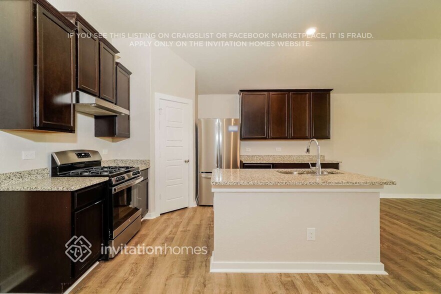 Building Photo - 6952 Cetera Way