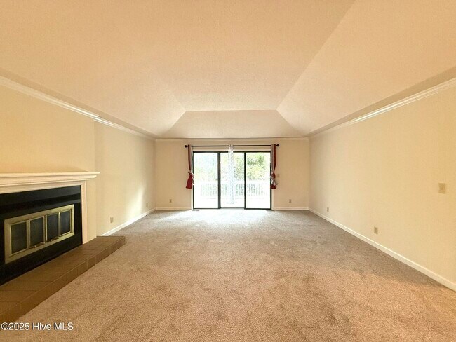 Building Photo - 261 Tall Trees Dr