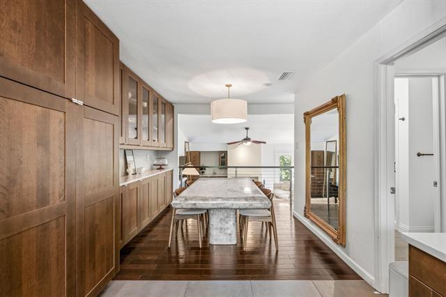 Building Photo - 6124 Summer Creek Cir