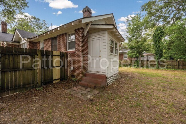 Building Photo - 1409 Hagood Ave